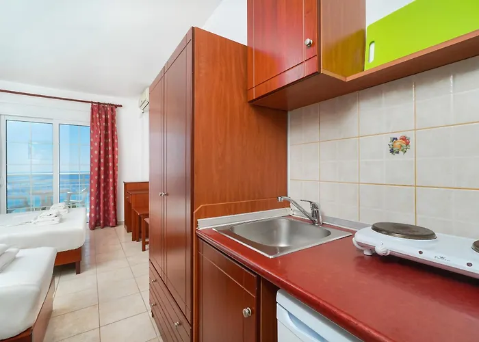 Smaragdi 2* Χρυσή Αμμουδιά